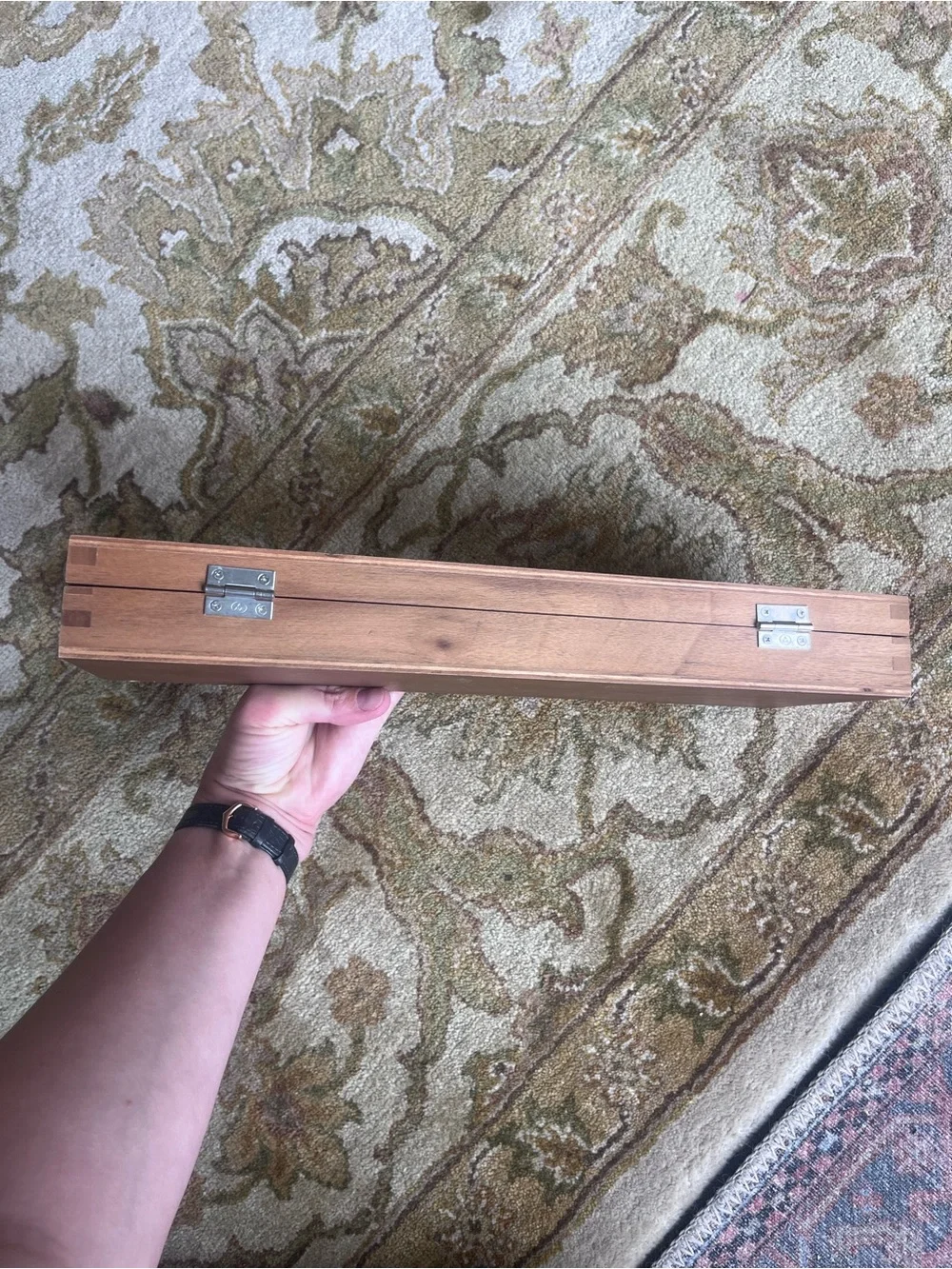NIB Crate&Barrel Carving Set